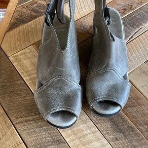 Dansko Grey Genuine Leather Slingback Bootie Wedge Vando Peep Toe Sandal 37
